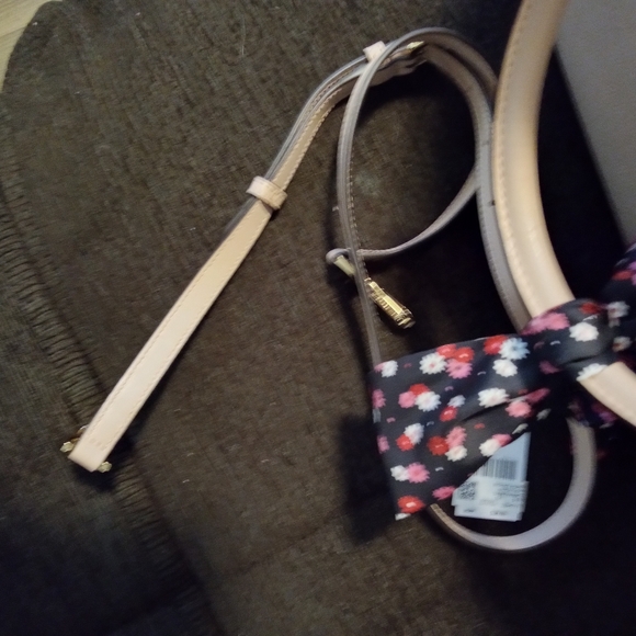 NWT MICHAEL KORS SATCHEL W/ LONG STRAP - Picture 4 of 7